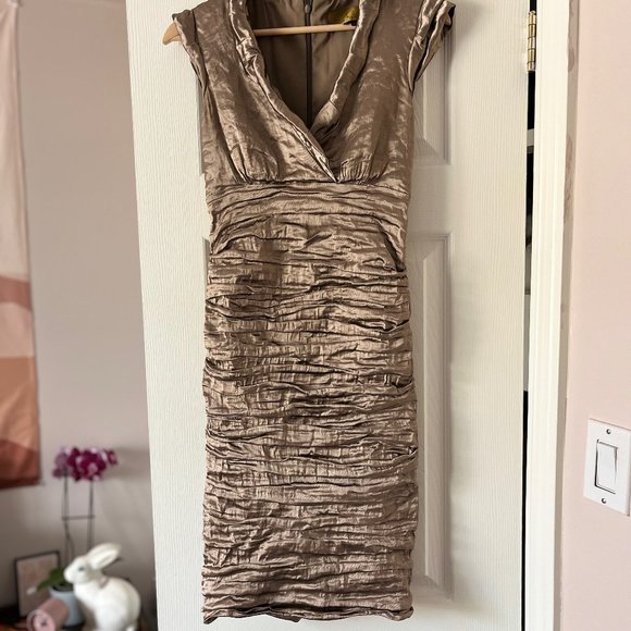 Nicole Miller | Ruched rose-gold metallic cocktail dress w/cap sleeves - Picture 11 of 16